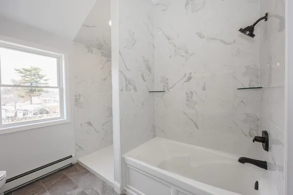 $885,000 | 5 Gamache Road, Derry, NH 03038