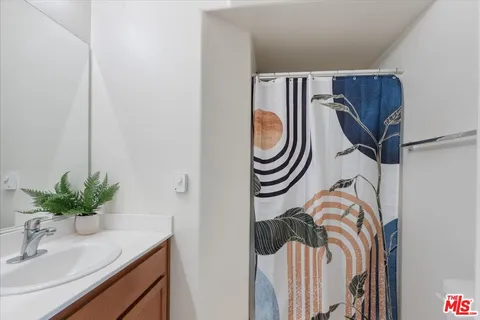 a view of a hallway with elevator