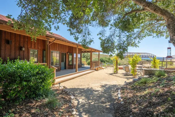$4,500,000 | 10265 Calle De Robles, Carmel, CA 93923