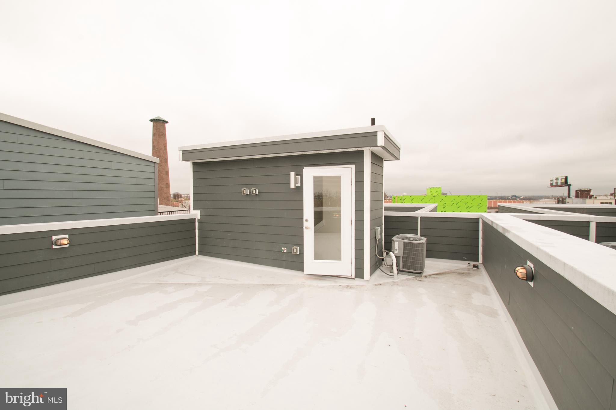 1022 South 2nd Street, Unit 4 Philadelphia, PA 19147 - Photo 39 of 50 a view of a terrace