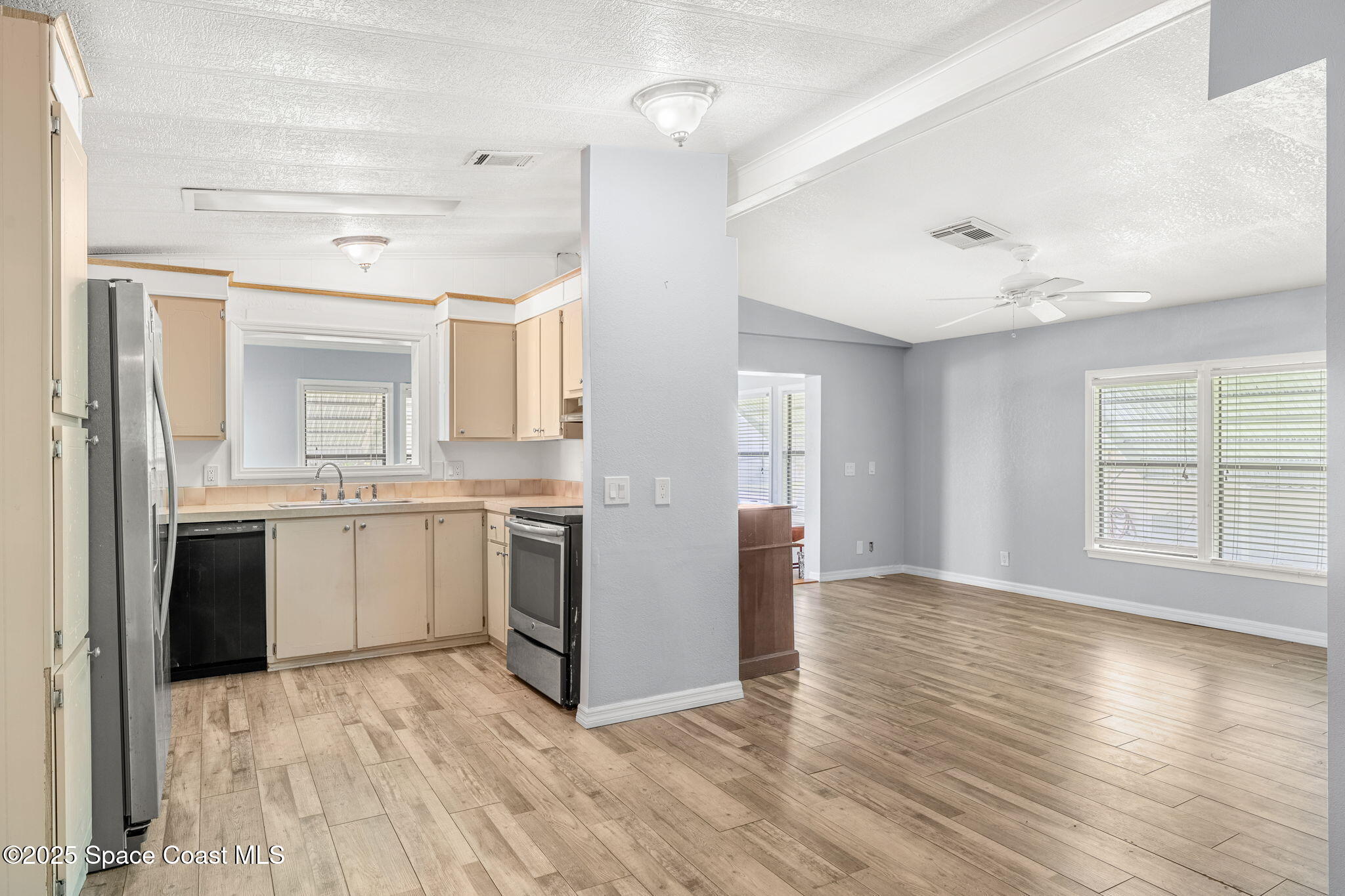 7490 Blackhawk Road Sebastian, FL 32976 - Photo 17 of 34 13-web-or-mls-DSC06224-HDR_1