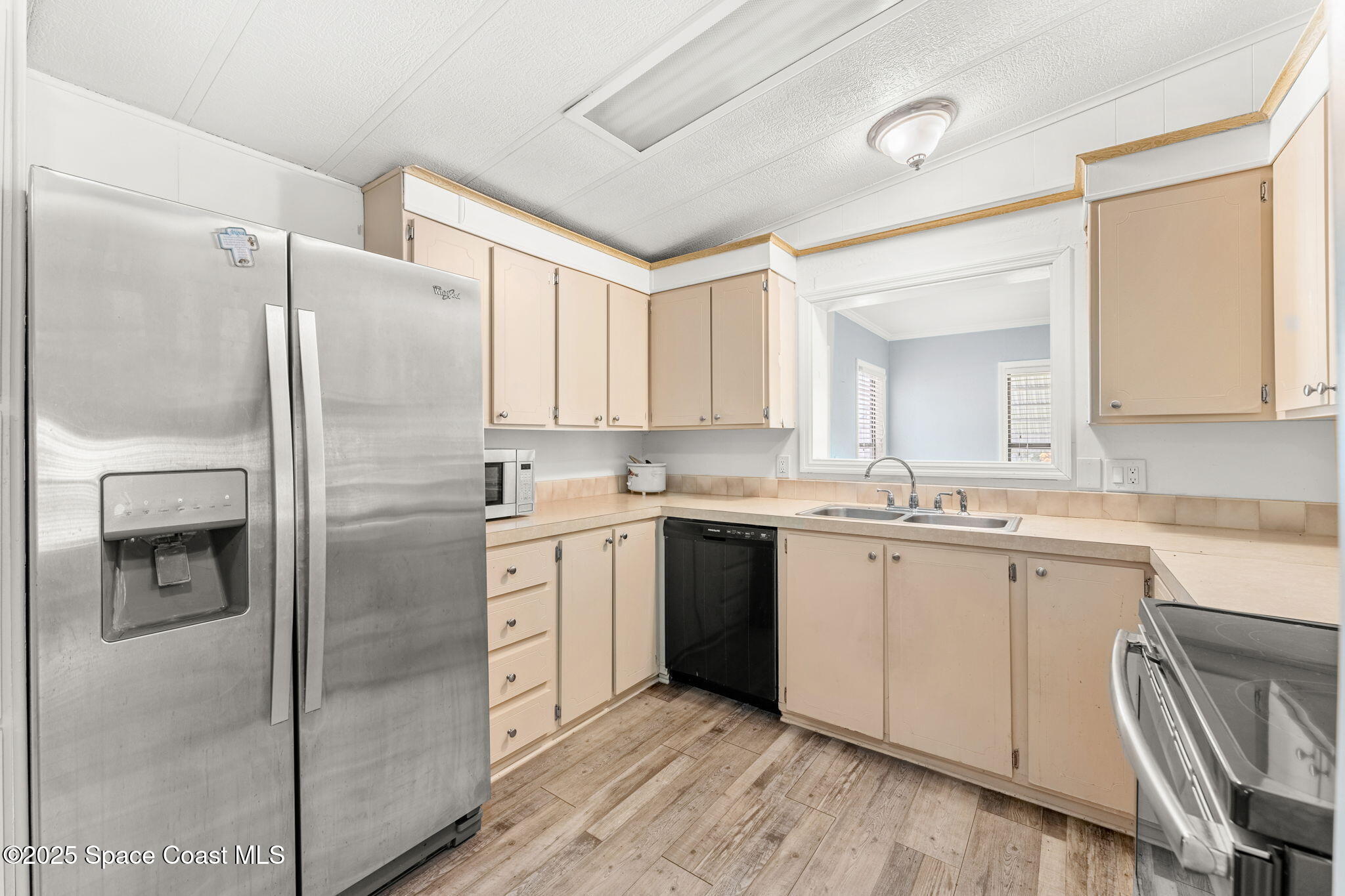 7490 Blackhawk Road Sebastian, FL 32976 - Photo 20 of 34 16-web-or-mls-DSC06209-HDR_1