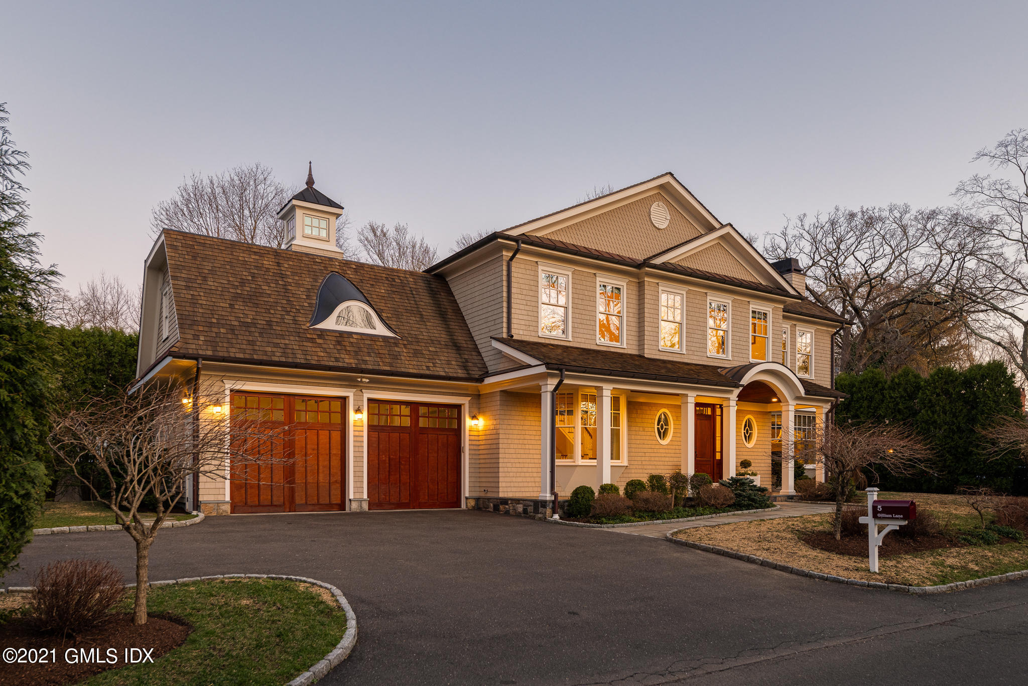 5 Gilliam Lane Riverside, CT 06878 - Photo 36 of 46 a front view of a house