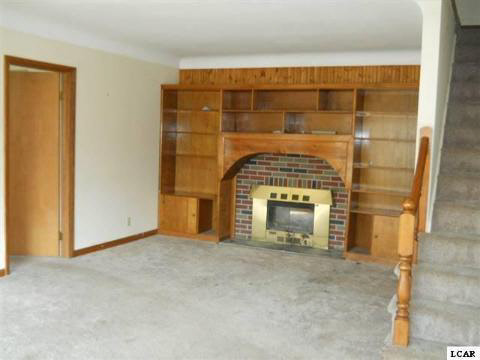 6970 Shepherd Road Adrian, MI 49221 - Photo 5 of 10 20346523-4.JPG