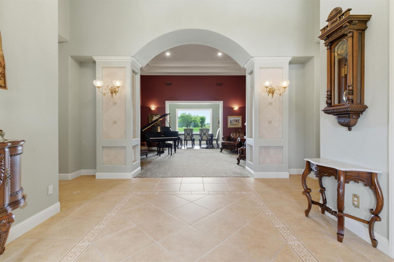 1418 Riverview Circle East, Unit E Ripon, CA 95366 - Photo 13 of 84