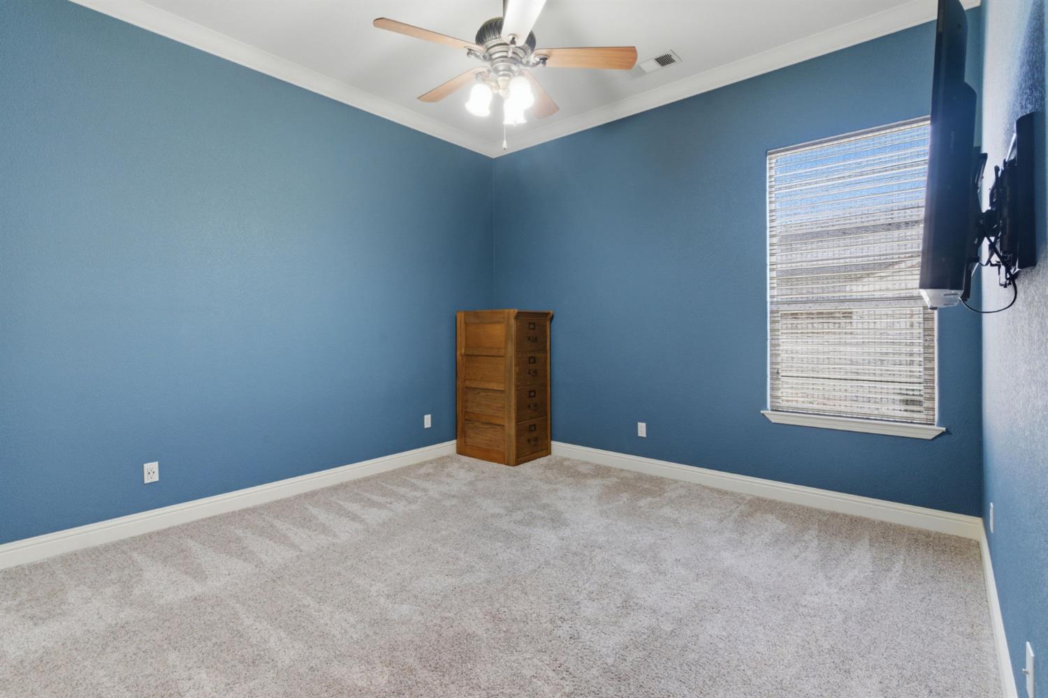 1418 Riverview Circle East, Unit E Ripon, CA 95366 - Photo 22 of 84