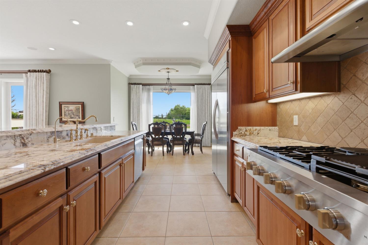 1418 Riverview Circle East, Unit E Ripon, CA 95366 - Photo 32 of 84