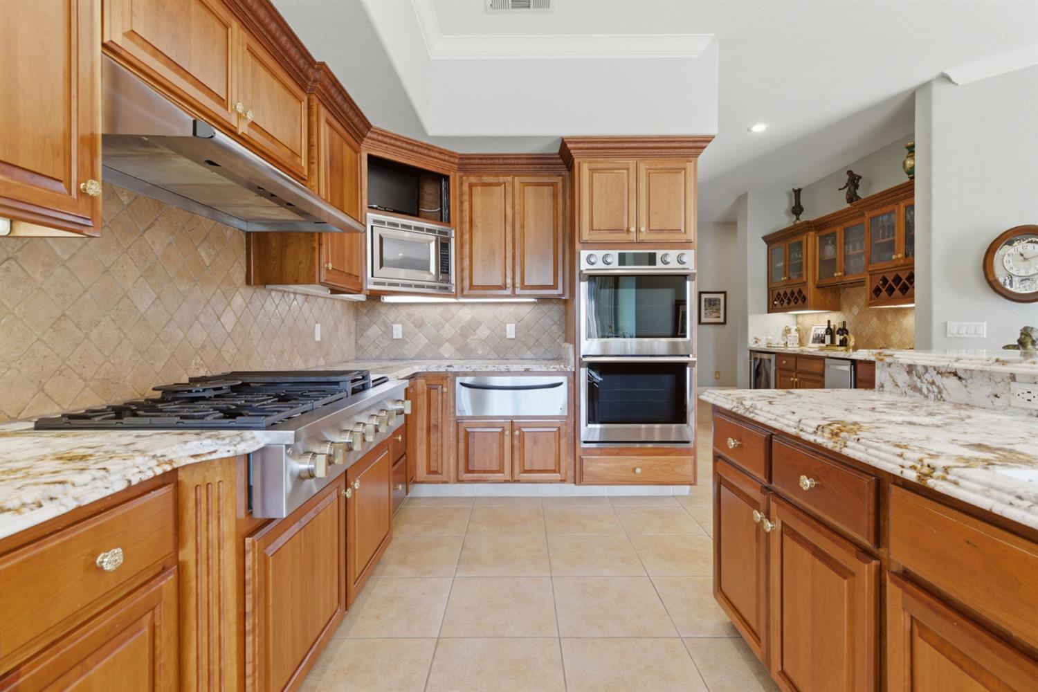 1418 Riverview Circle East, Unit E Ripon, CA 95366 - Photo 34 of 84