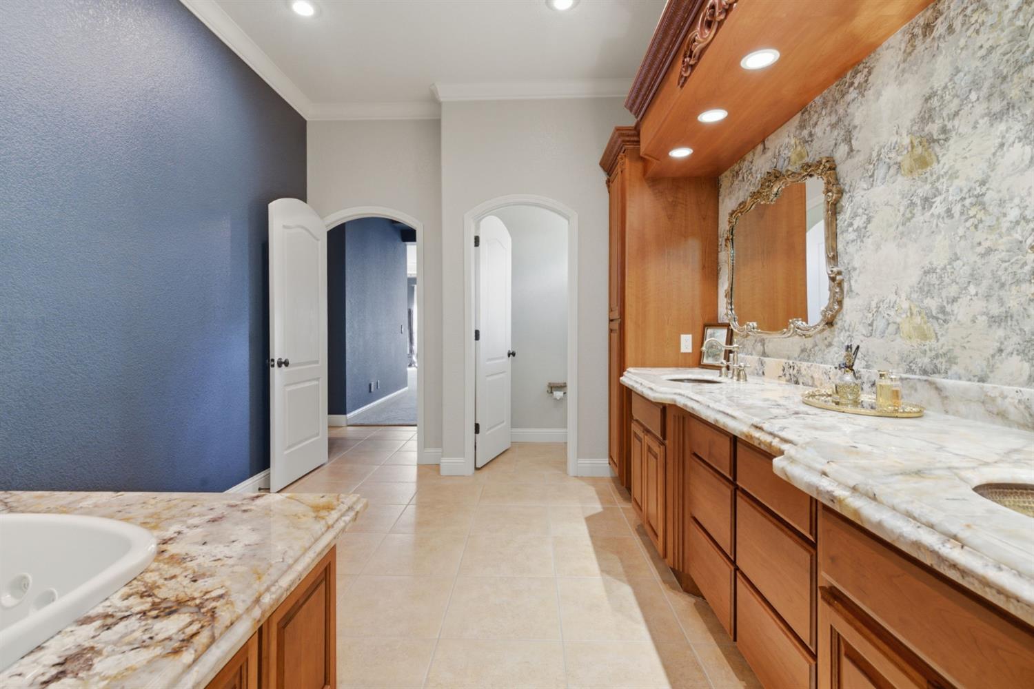 1418 Riverview Circle East, Unit E Ripon, CA 95366 - Photo 53 of 84