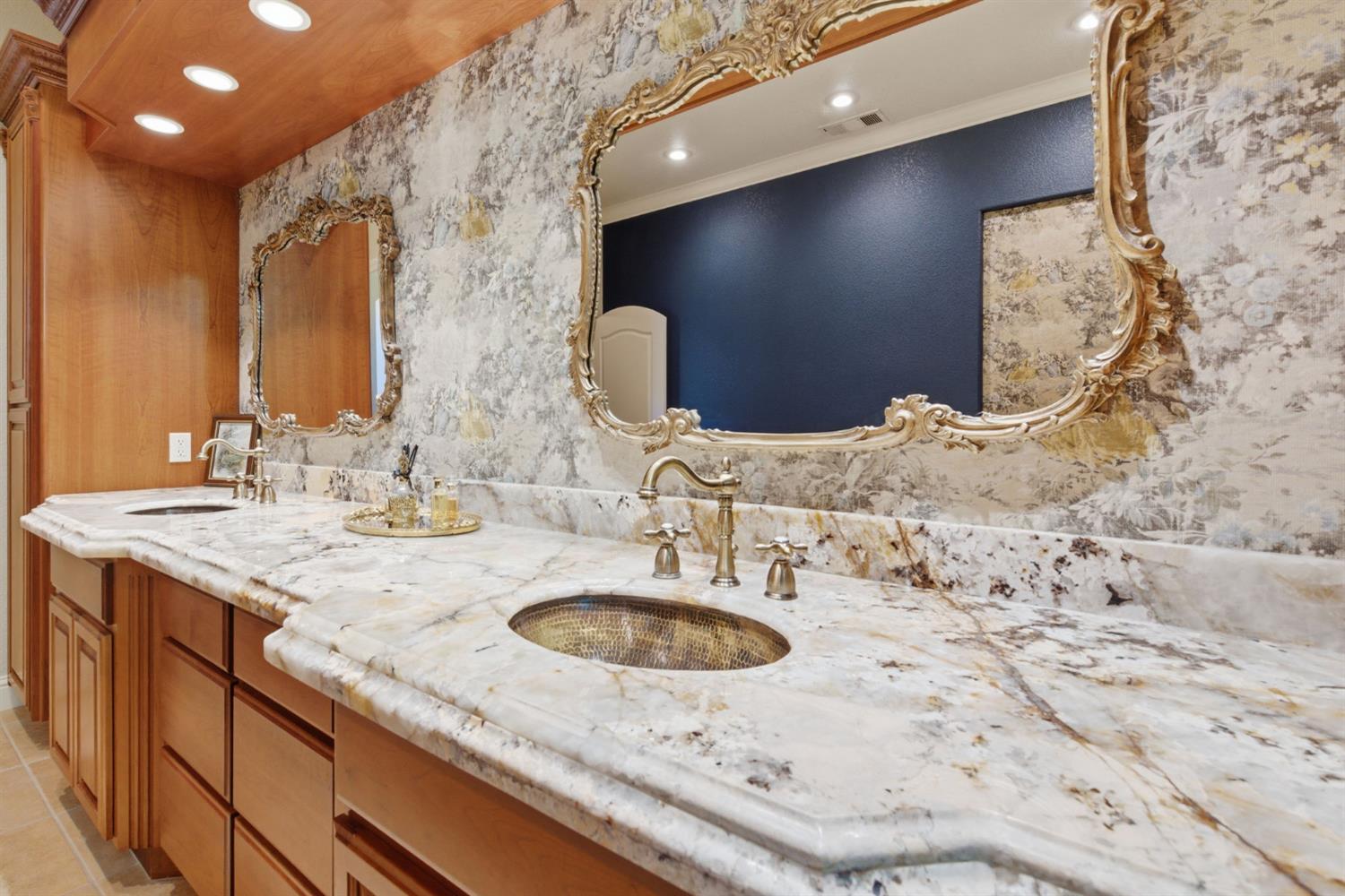 1418 Riverview Circle East, Unit E Ripon, CA 95366 - Photo 54 of 84