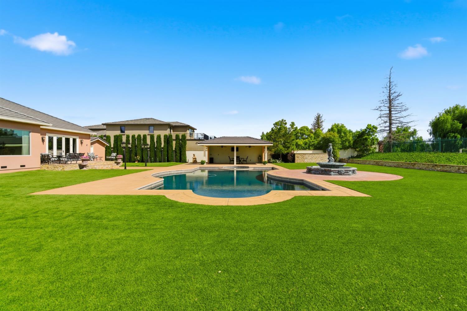 1418 Riverview Circle East, Unit E Ripon, CA 95366 - Photo 62 of 84