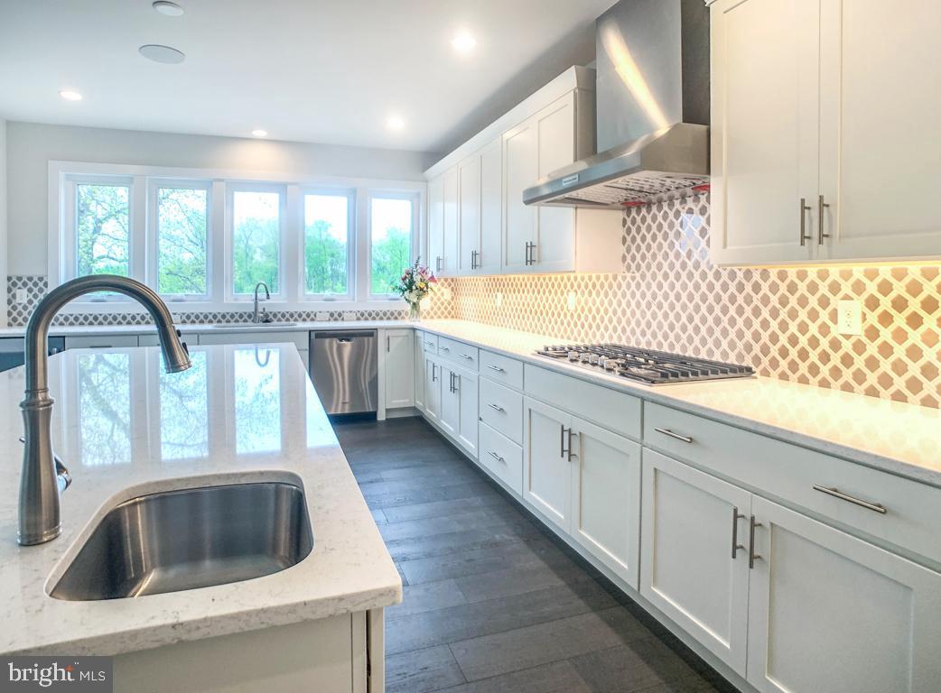 617 Jasmine Lane Warrington, PA 18976 - Photo 34 of 69