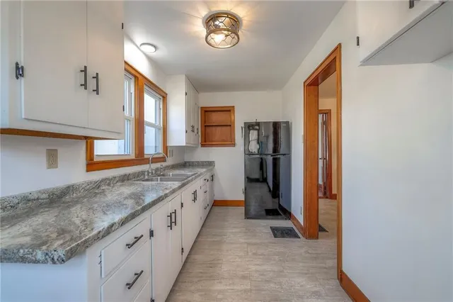 $215,000 | 821 East Lincoln Street, Clinton, MO 64735