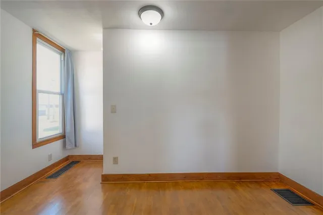 $215,000 | 821 East Lincoln Street, Clinton, MO 64735