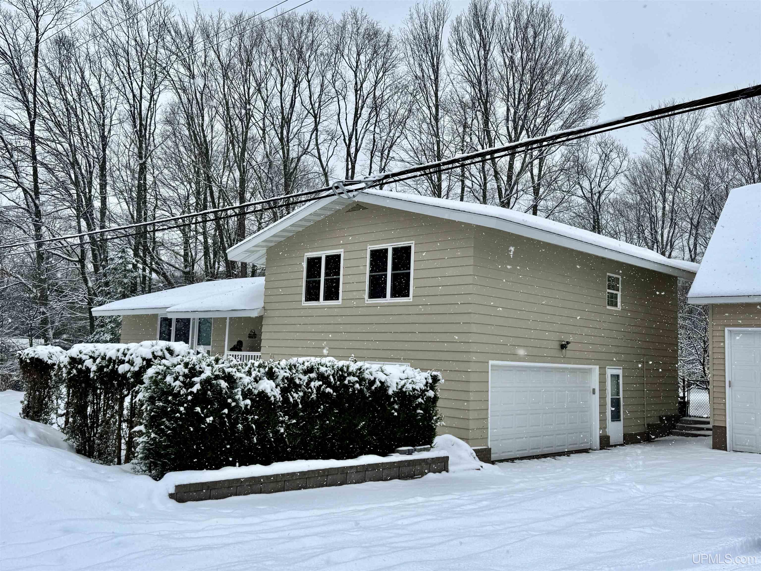 22205 Ridge Road Houghton, MI 49931 - Photo 57 of 65 Gallery Image 57