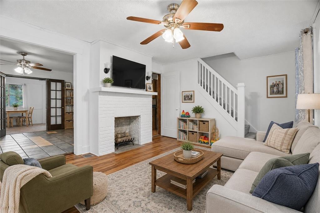3518 Corona Street Pittsburgh, PA 15212 - Photo 5 of 28 Virtually Staged