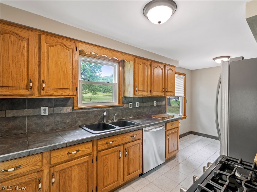 15756 Valley View Road Doylestown, OH 44230 - Photo 12 of 34 Gallery Image 12