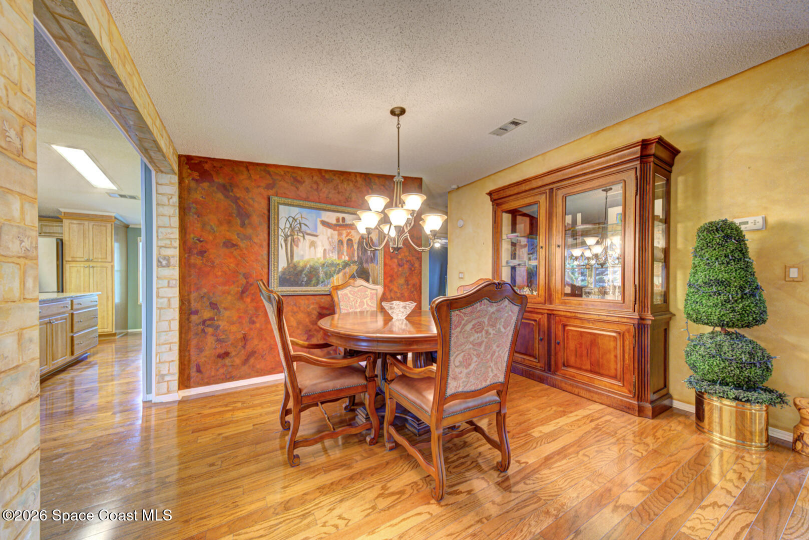 176 Woodsmill Boulevard, Unit 177 Cocoa, FL 32926 - Photo 29 of 63 27 dining room