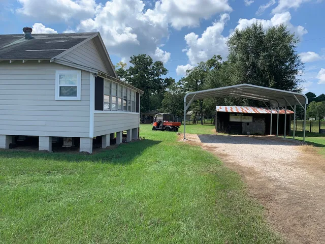 $1,400 | 29231 Sheffield Road, Waller, TX 77484