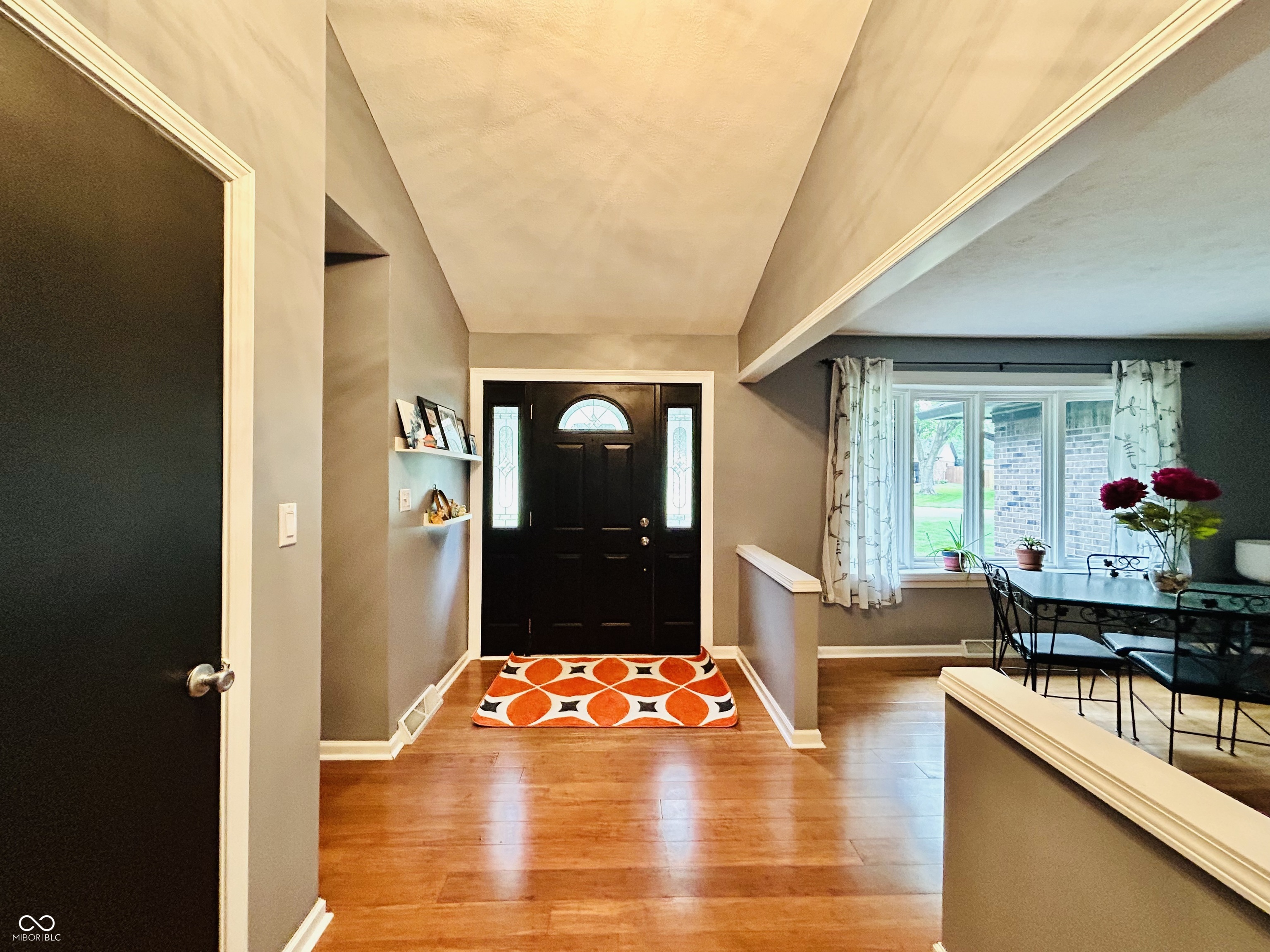 490 Valley Way Road Greenwood, IN 46142 - Photo 7 of 42 Gallery Image 7