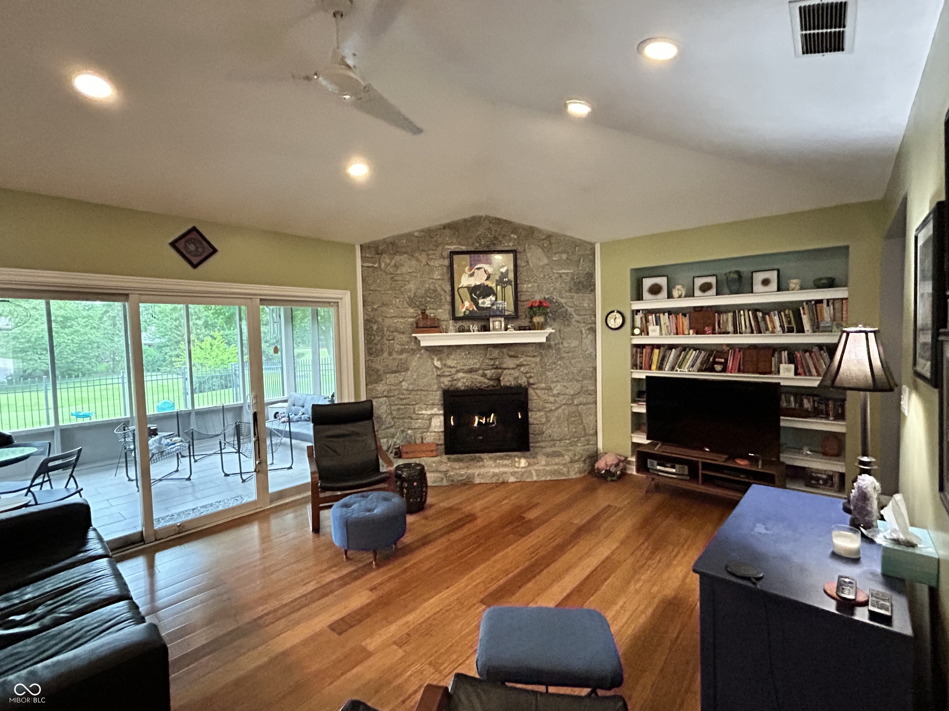 490 Valley Way Road Greenwood, IN 46142 - Photo 10 of 42 Gallery Image 10
