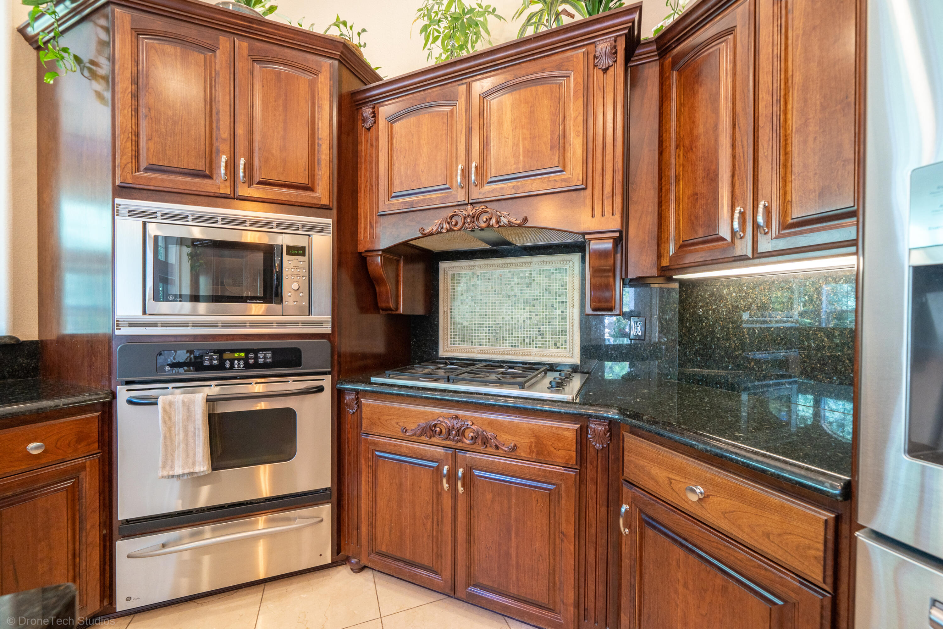 13096 Tierra Heights Road Redding, CA 96003 - Photo 67 of 105 Interior-20