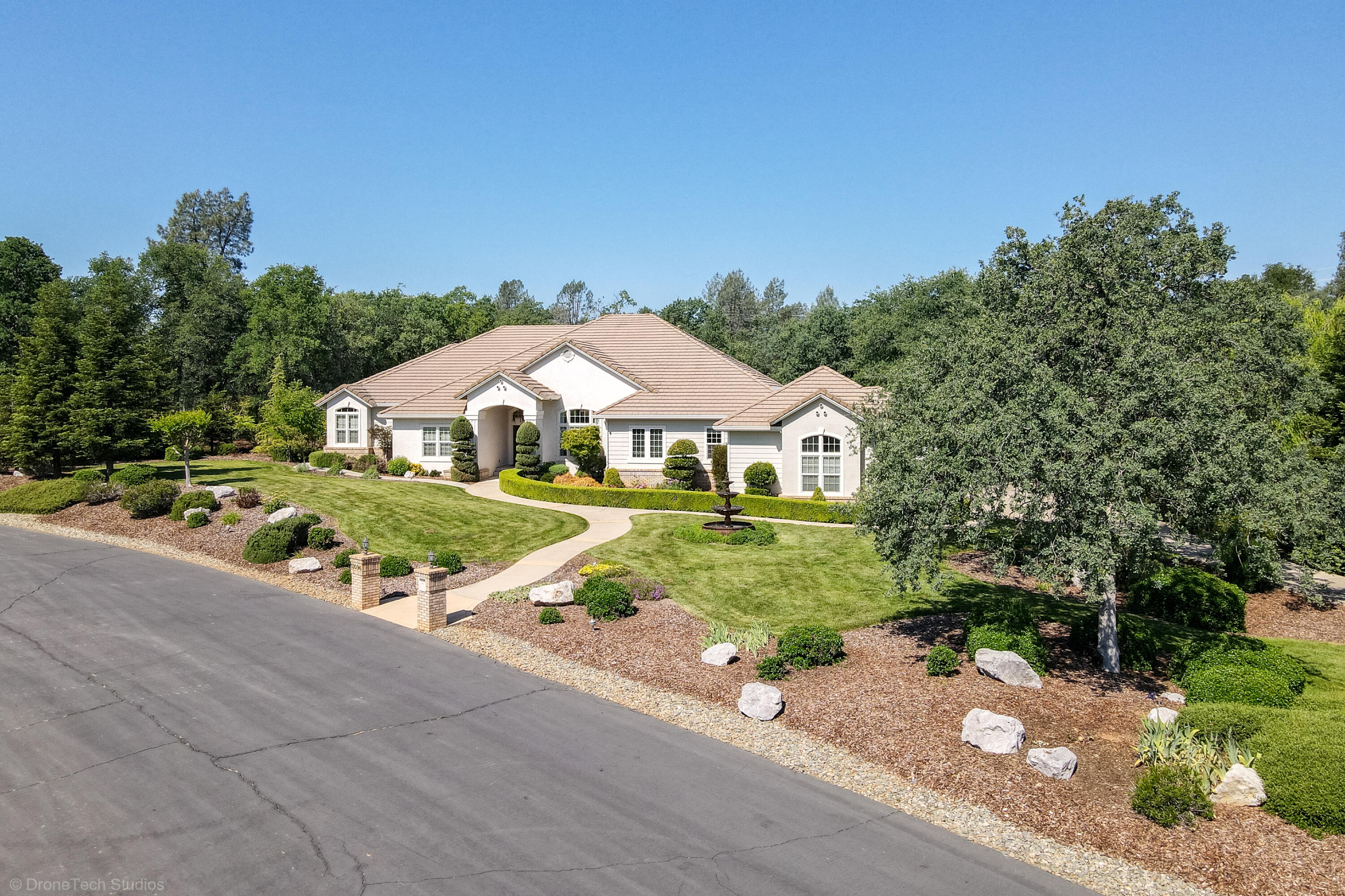 13096 Tierra Heights Road Redding, CA 96003 - Photo 83 of 105 Drone-3