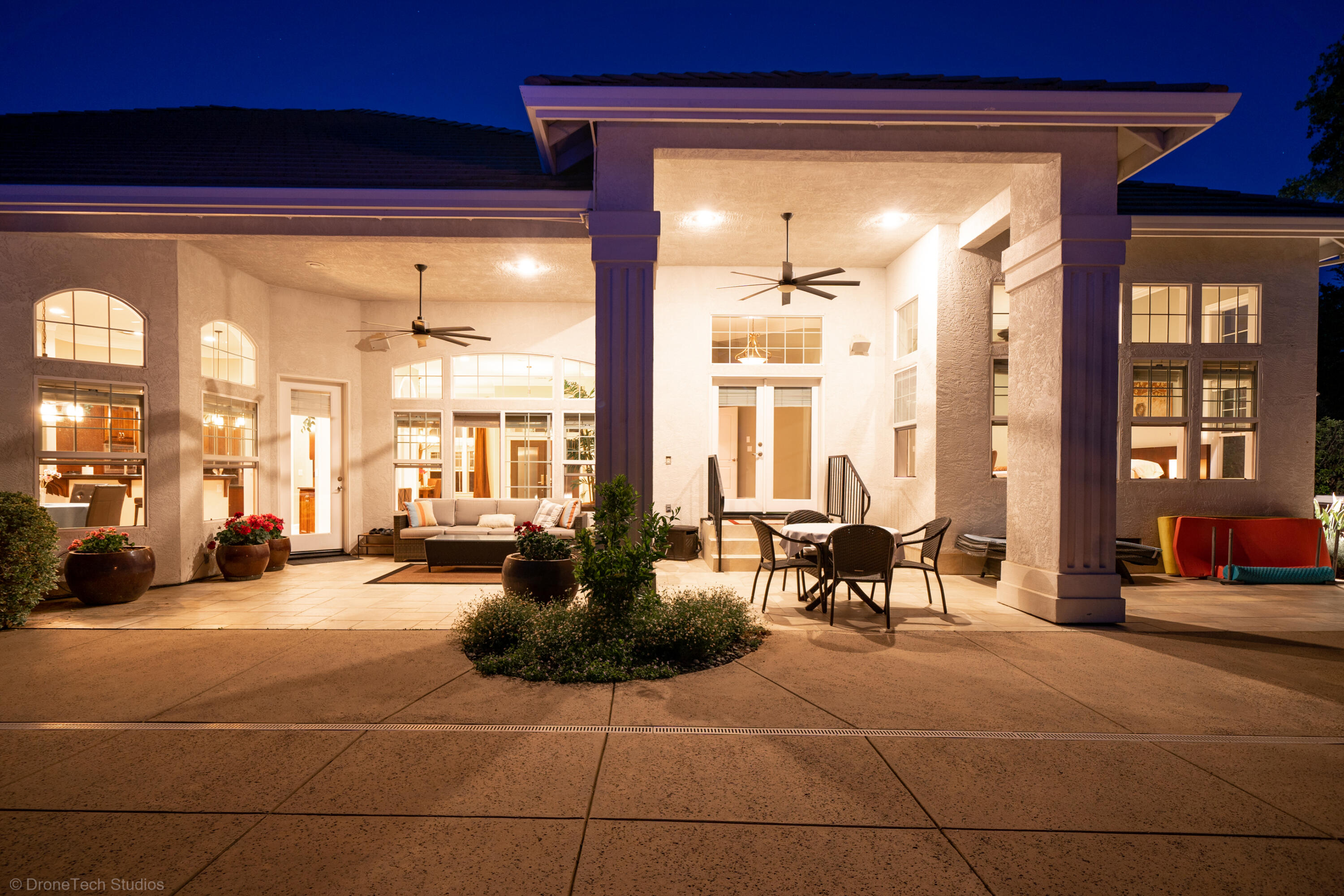 13096 Tierra Heights Road Redding, CA 96003 - Photo 100 of 105 Night-31