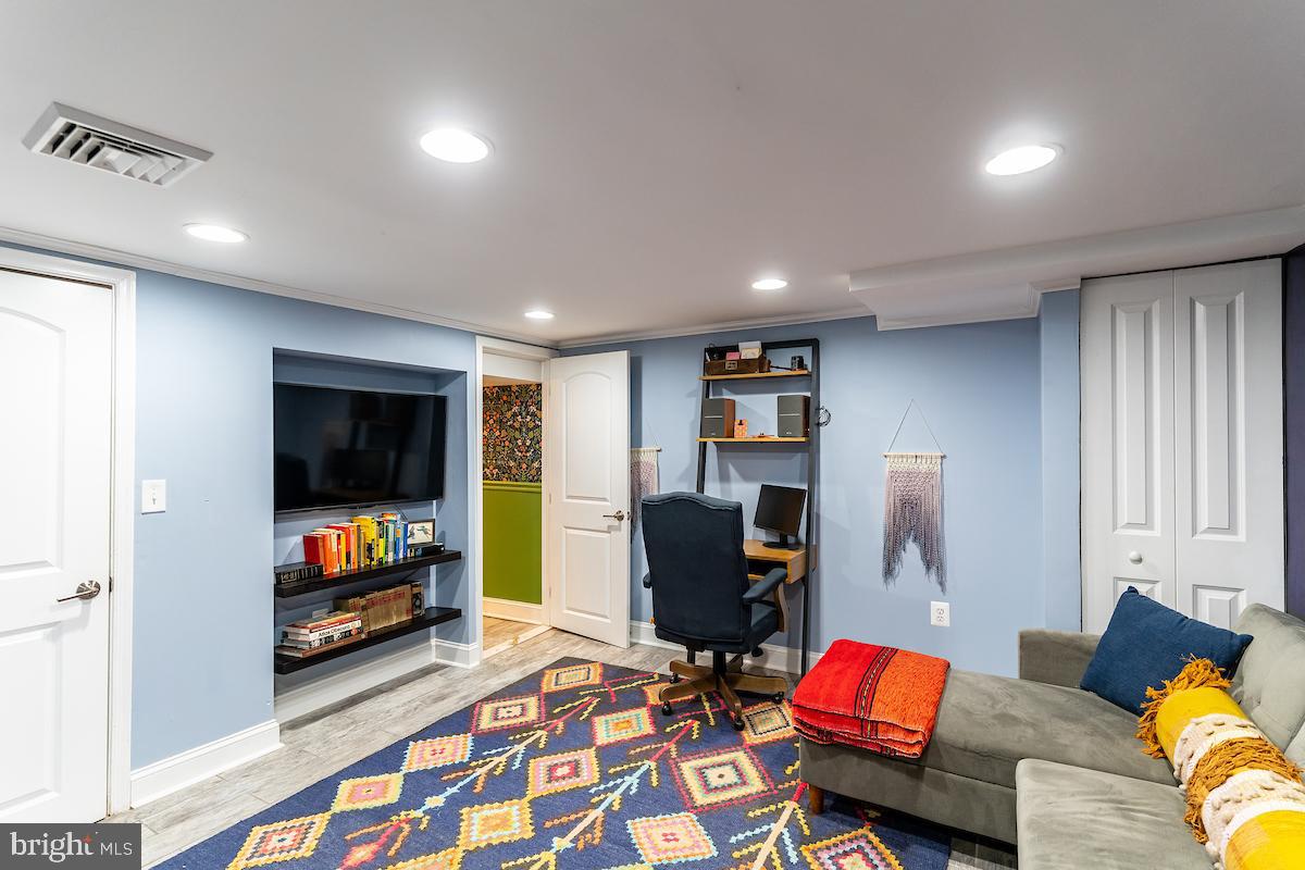 1446 Howard Road Southeast Washington, DC 20020 - Photo 19 of 36 Gallery Image 19