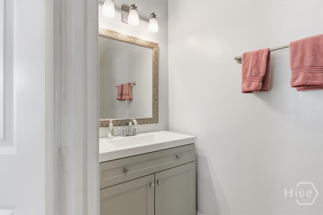 516 West 37th Street Savannah, GA 31415 - Photo 21 of 43 Downstairs Half Bath