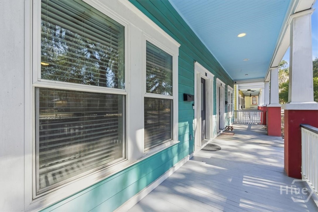 516 West 37th Street Savannah, GA 31415 - Photo 5 of 43 Front Porch