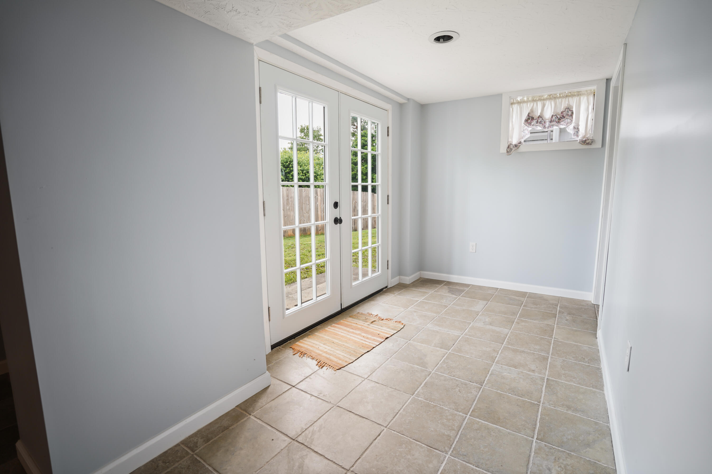 291 Sellars Road Nancy, KY 42544 - Photo 31 of 44 DSC03577