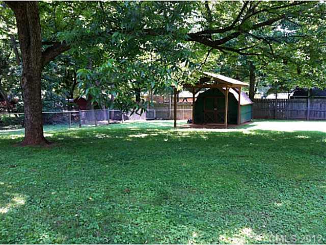 5015 Nevin Road Charlotte, NC 28269 - Photo 16 of 16 Gallery Image 16