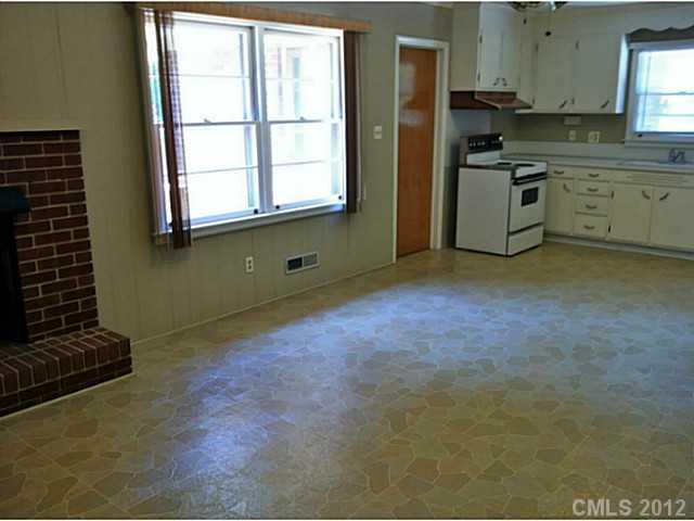 5015 Nevin Road Charlotte, NC 28269 - Photo 5 of 16 Gallery Image 5