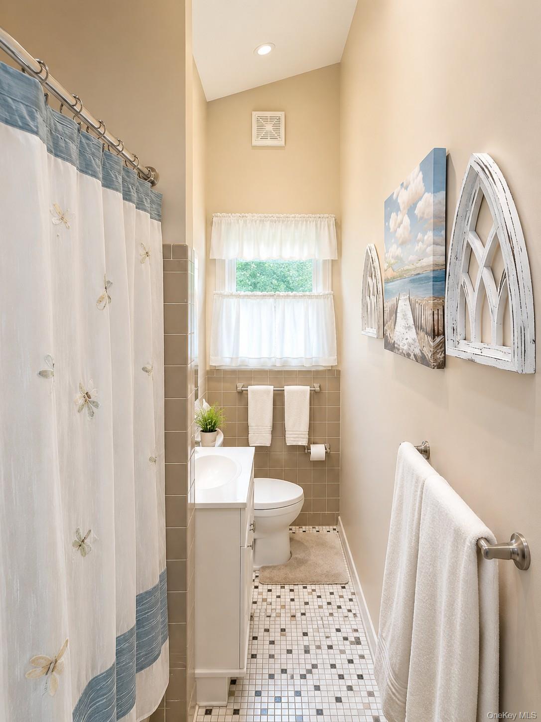 249 Mill River Road Chappaqua, NY 10514 - Photo 13 of 33