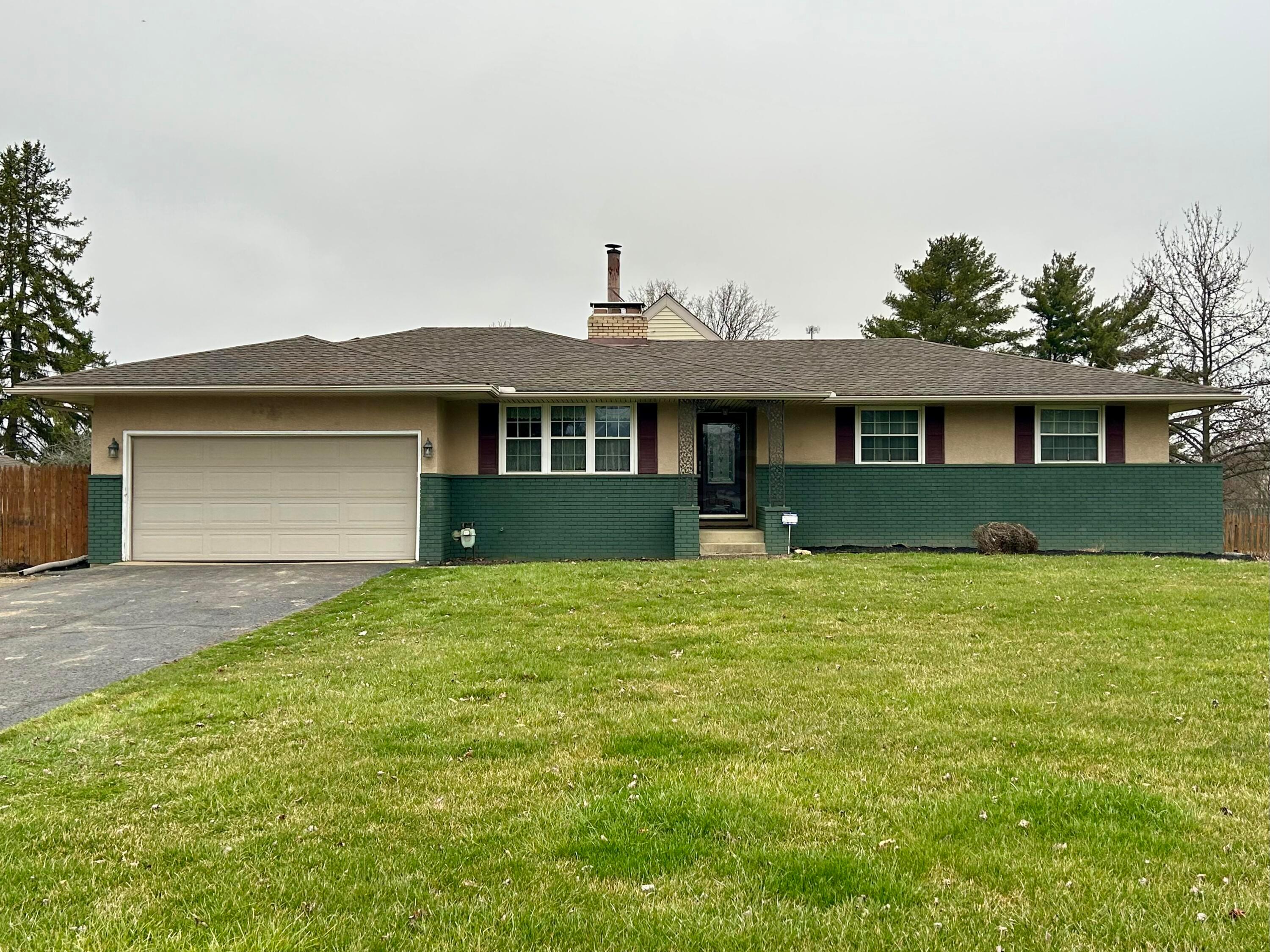 6634 Feder Road Galloway, OH 43119 - Photo 1 of 33 Front exterior