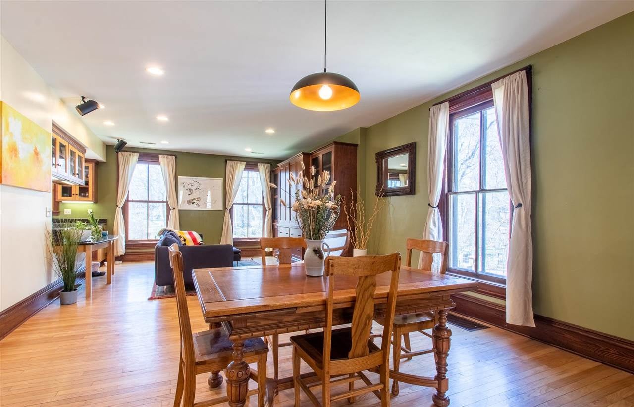 Gallery Image 7
