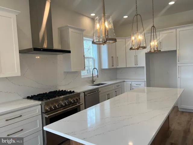 $827,900 | 179 Ellicott Road, Avondale, PA 19311