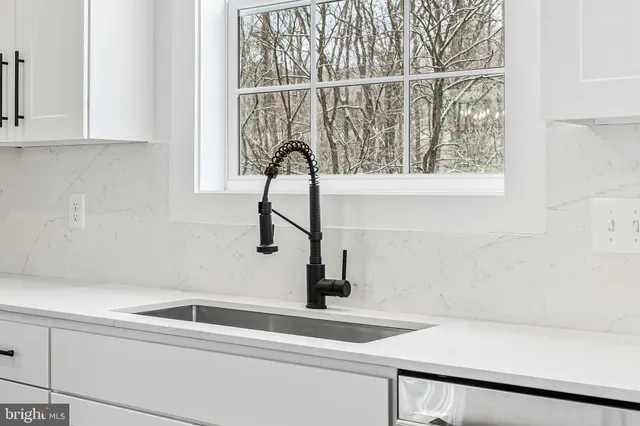 $827,900 | 179 Ellicott Road, Avondale, PA 19311