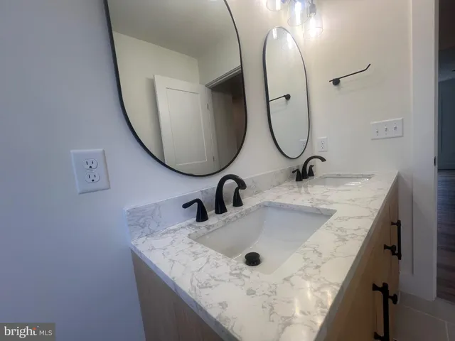 $827,900 | 179 Ellicott Road, Avondale, PA 19311