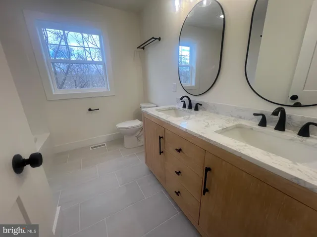 $827,900 | 179 Ellicott Road, Avondale, PA 19311