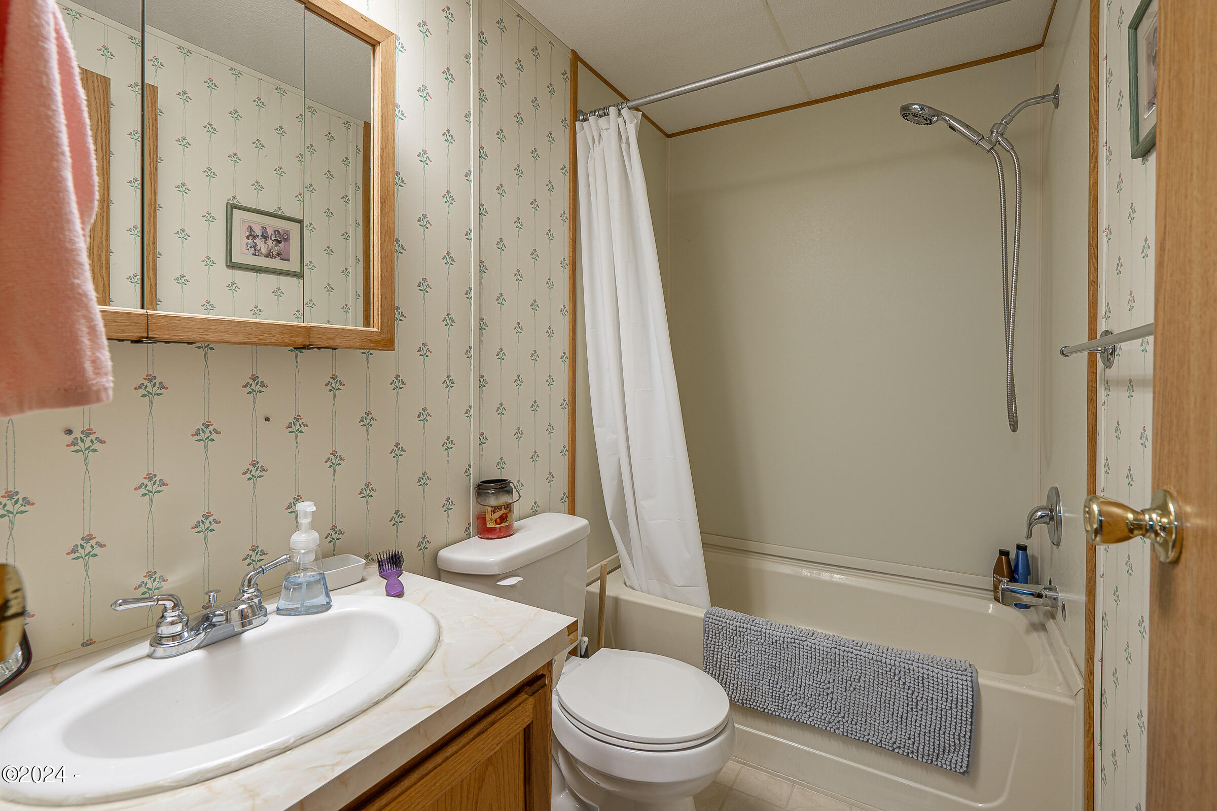 868 Southeast Hankel Street Dallas, OR 97338 - Photo 29 of 35 hankel-backlightmarketing-30