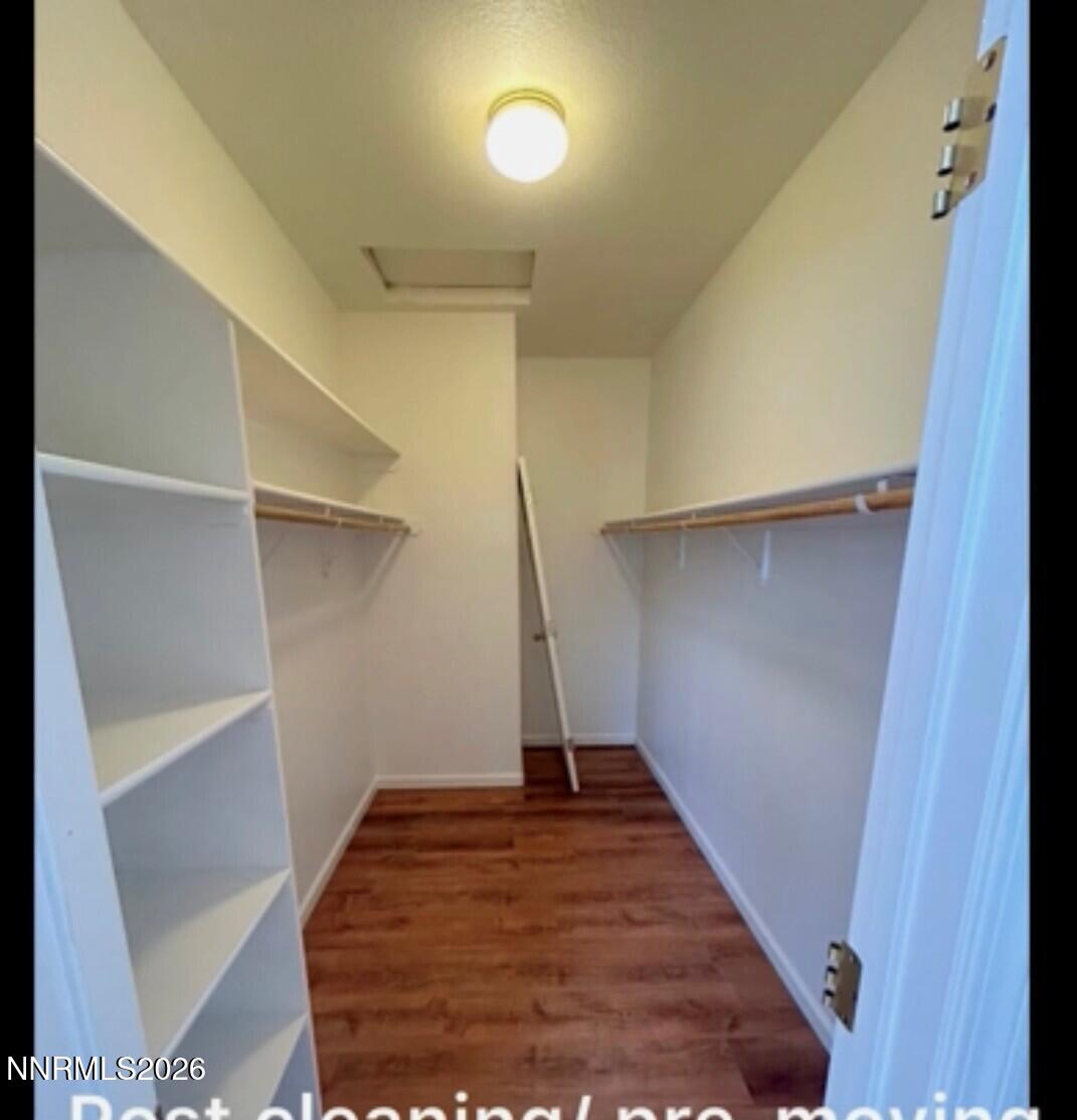 1601 Mountain Lane Reno, NV 89521 - Photo 7 of 10 Master Closet