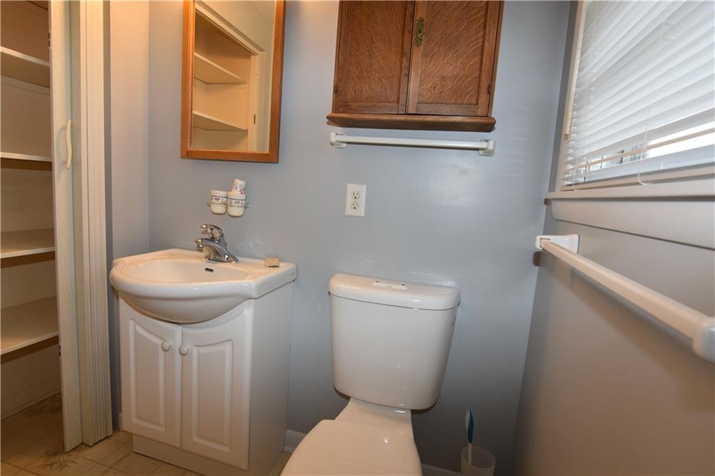 11941 West Sawmill Road Columbus, IN 47201 - Photo 10 of 18