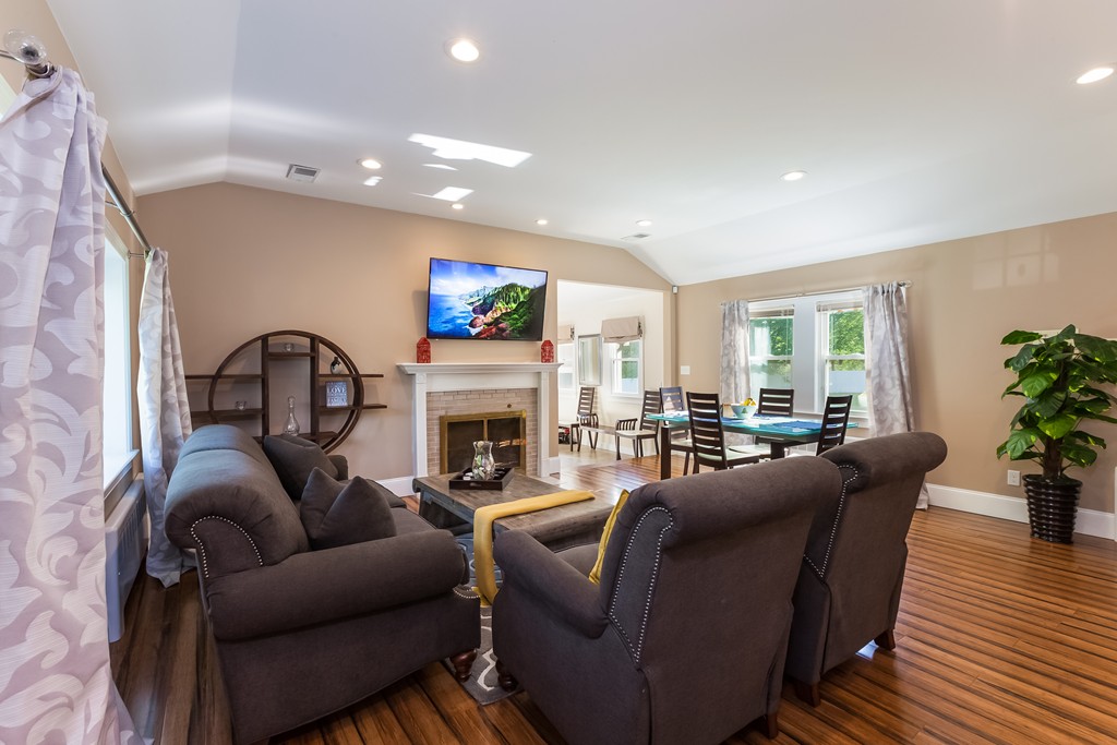 47 Victoria Road Sudbury, MA 01776 - Photo 4 of 28 Gallery Image 4