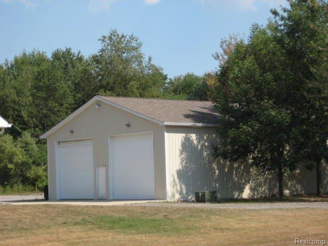19315 Elwell Road Belleville, MI 48111 - Photo 6 of 21 Pole Barn.JPG