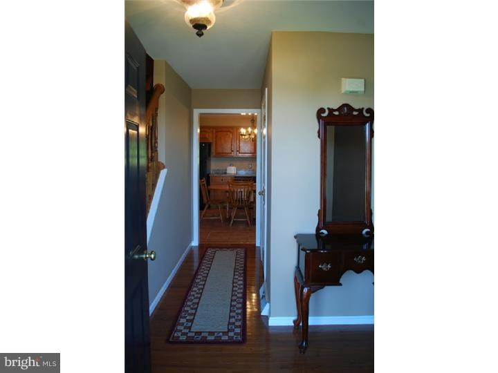 32 Ridge View Drive Coatesville, PA 19320 - Photo 4 of 17 Gallery Image 4