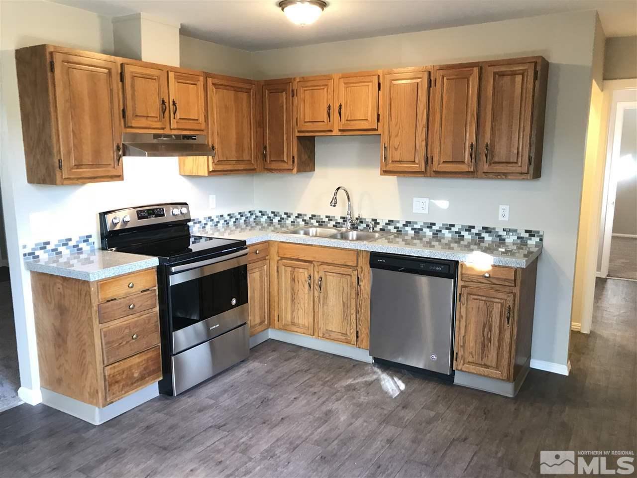 1575 Akard Drive Reno, NV 89503 - Photo 13 of 25 Photo 13