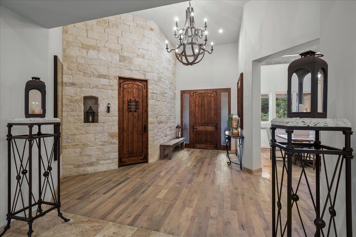 14411 Shannon Road Los Gatos, CA 95032 - Photo 19 of 109