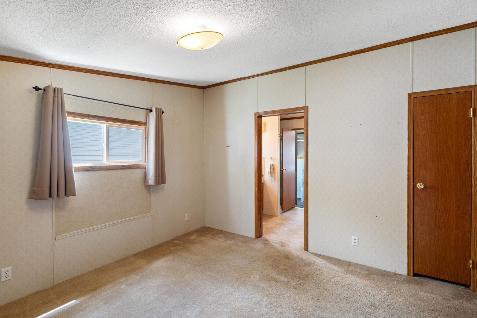 46597 Delta Drive Decatur, MI 49045 - Photo 20 of 36 Primary Bed b